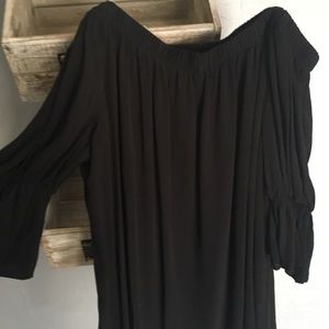 NWT Off the shoulder top with bell sleeves